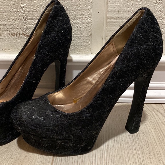 Brand: Qupid Size: 7 1/2 - Picture 2 of 2